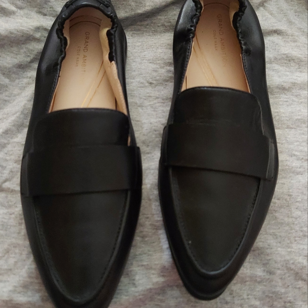 Cole Haan Black Leather Loafers Womens Size 6 B - Picture 1 of 5